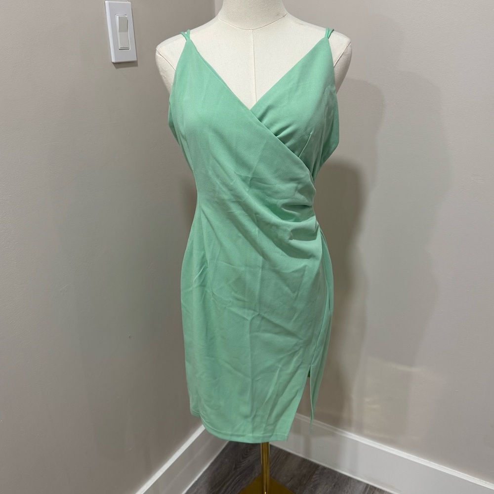 Hello Molly Quiet Dancer Mini Dress green XL size 10 NWT - Picture 3 of 6